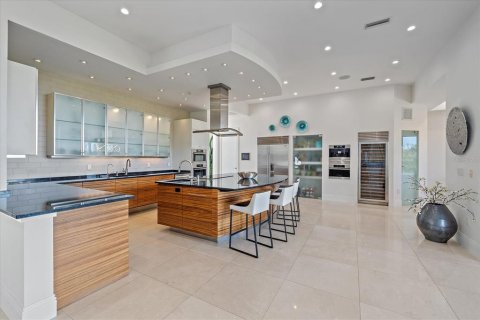 House in Sarasota, Florida 6 bedrooms, 659.51 sq.m. № 2121739 - photo 28