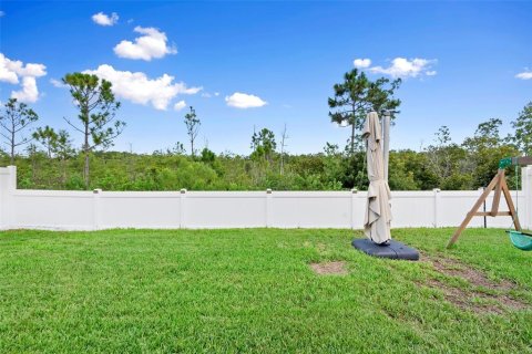 House in New Smyrna Beach, Florida 4 bedrooms, 150.13 sq.m. № 1887032 - photo 7