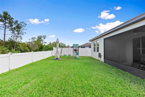 House in New Smyrna Beach, Florida 4 bedrooms, 150.13 sq.m. № 1887032 - photo 6