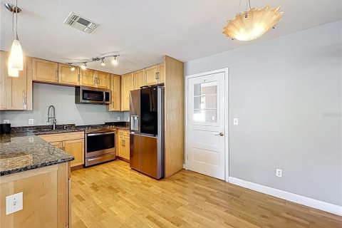Casa en venta en Orlando, Florida, 3 dormitorios, 183.02 m2 № 1636039 - foto 10
