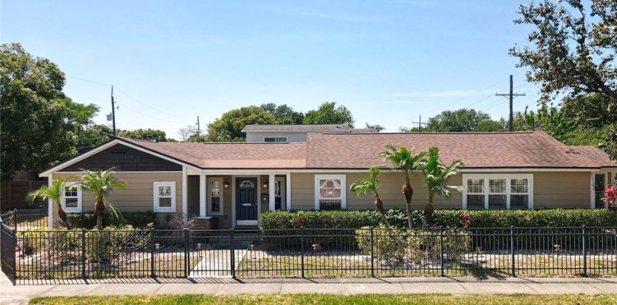 Casa en Orlando, Florida 3 dormitorios, 183.02 m2 № 1636039