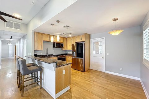 Casa en venta en Orlando, Florida, 3 dormitorios, 183.02 m2 № 1636039 - foto 9