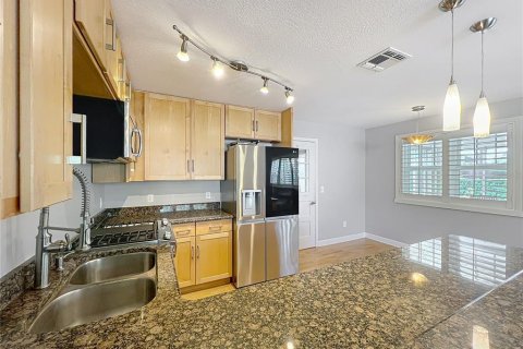 Casa en venta en Orlando, Florida, 3 dormitorios, 183.02 m2 № 1636039 - foto 8