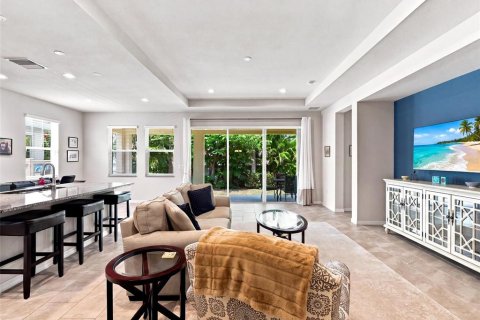 Villa ou maison à vendre à Apollo Beach, Floride: 3 chambres, 184.78 m2 № 2258596 - photo 9