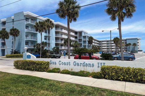 Condominio en venta en New Smyrna Beach, Florida, 2 dormitorios, 89.65 m2 № 1543444 - foto 1