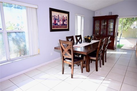 Villa ou maison à vendre à Orlando, Floride: 3 chambres, 133.31 m2 № 2144535 - photo 5