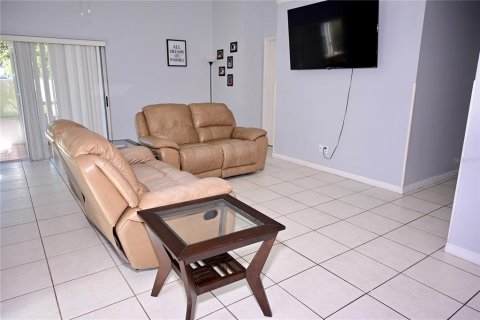 Villa ou maison à vendre à Orlando, Floride: 3 chambres, 133.31 m2 № 2144535 - photo 6