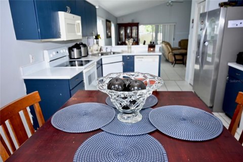 Villa ou maison à vendre à Orlando, Floride: 3 chambres, 133.31 m2 № 2144535 - photo 8