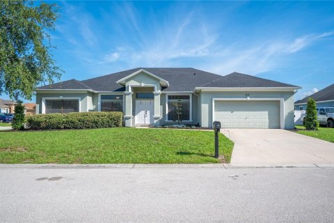 Villa ou maison à Lakeland, Floride 4 chambres, 216.09 m2 № 2373805