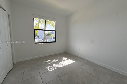 Купить таунхаус в Хомстед, Флорида 3 спальни, 123.37м2, № 2429677 - фото 10