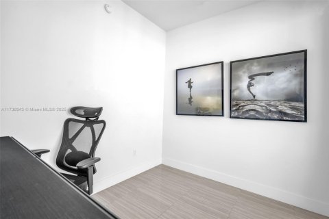 Condo in Aventura, Florida, 1 bedroom  № 1940760 - photo 18