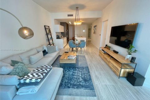 Condo in Miami, Florida, 1 bedroom  № 2018374 - photo 8