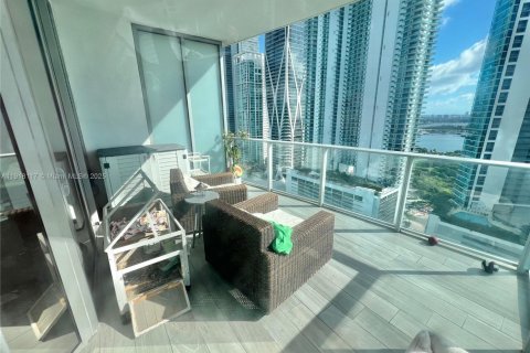 Condo in Miami, Florida, 1 bedroom  № 2018374 - photo 5