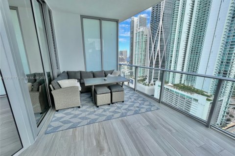 Condo in Miami, Florida, 1 bedroom  № 2018374 - photo 7