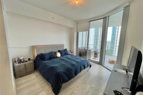Condo in Miami, Florida, 1 bedroom  № 2018374 - photo 19