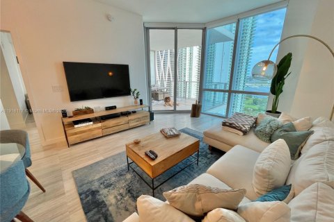 Condo in Miami, Florida, 1 bedroom  № 2018374 - photo 22