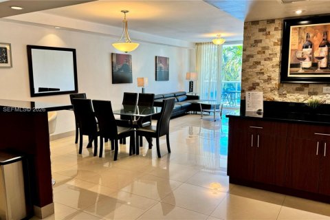 Купить кондоминиум в Санни-Айлс-Бич, Флорида 2 спальни, 139.82м2, № 2049641 - фото 2