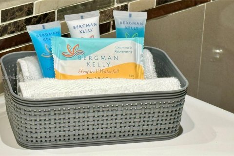 Купить кондоминиум в Санни-Айлс-Бич, Флорида 2 спальни, 139.82м2, № 2049641 - фото 15