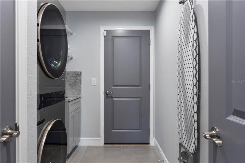 House in Kissimmee, Florida 4 bedrooms, 201.41 sq.m. № 1913838 - photo 28