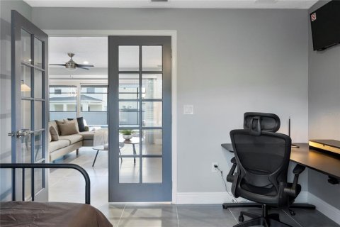 House in Kissimmee, Florida 4 bedrooms, 201.41 sq.m. № 1913838 - photo 19