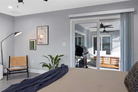 House in Kissimmee, Florida 4 bedrooms, 201.41 sq.m. № 1913838 - photo 23