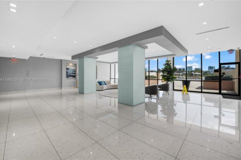 Condominio en venta en Aventura, Florida, 2 dormitorios, 121.98 m2 № 2030473 - foto 6