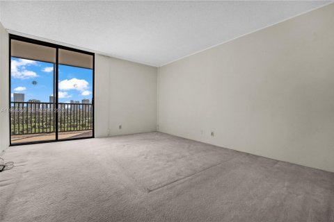 Condominio en venta en Aventura, Florida, 2 dormitorios, 121.98 m2 № 2030473 - foto 25