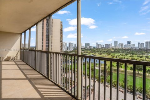 Condominio en venta en Aventura, Florida, 2 dormitorios, 121.98 m2 № 2030473 - foto 9