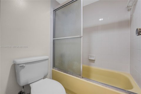 Condominio en venta en Aventura, Florida, 2 dormitorios, 121.98 m2 № 2030473 - foto 26