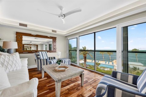 Condo in Sarasota, Florida, 3 bedrooms № 2393603 - photo 7