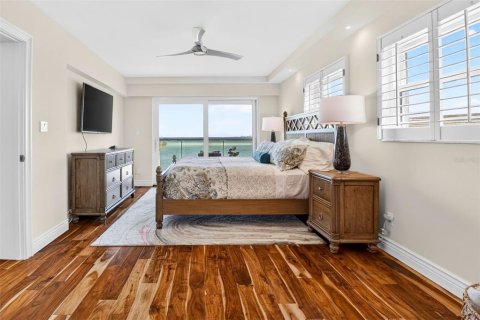 Condo in Sarasota, Florida, 3 bedrooms № 2393603 - photo 16