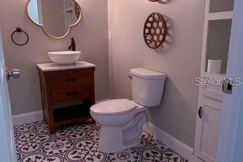 House in Tallahassee, Florida 4 bedrooms, 166.48 sq.m. № 2206245 - photo 4