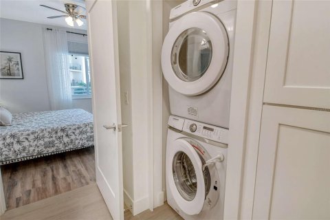 Copropriété à vendre à Sarasota, Floride: 1 chambre, 83.24 m2 № 2406322 - photo 17