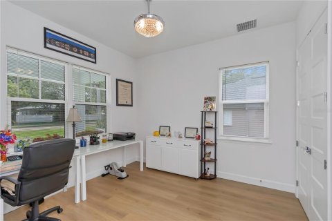 House in Tarpon Springs, Florida 4 bedrooms, 247.68 sq.m. № 1915668 - photo 30