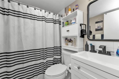 Copropriété à vendre à Punta Gorda, Floride: 2 chambres, 82.31 m2 № 1535725 - photo 11