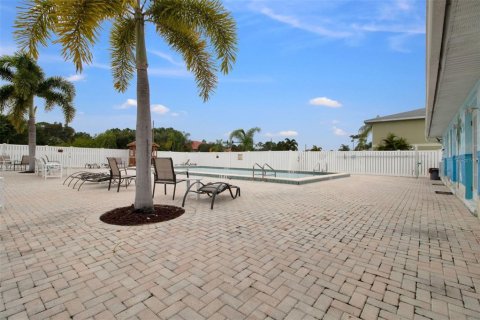 Copropriété à vendre à Punta Gorda, Floride: 2 chambres, 82.31 m2 № 1535725 - photo 17