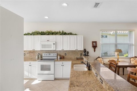House in Port Charlotte, Florida 3 bedrooms, 153.47 sq.m. № 1877355 - photo 12