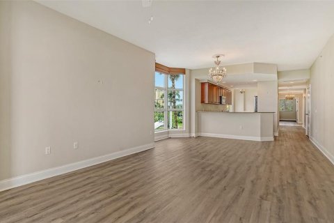 Condo in Palmetto, Florida, 3 bedrooms  № 1910744 - photo 19