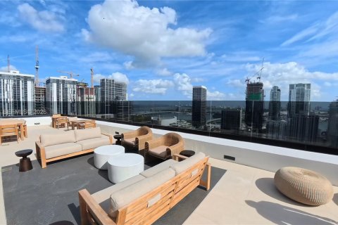 Copropriété à louer à Miami, Floride: 2 chambres № 2080076 - photo 12