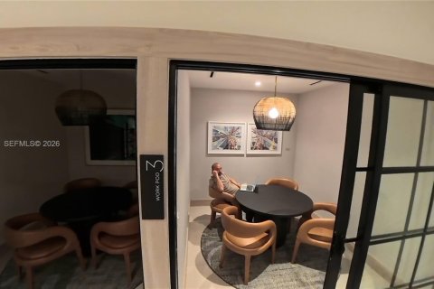 Copropriété à louer à Miami, Floride: 2 chambres № 2080076 - photo 11