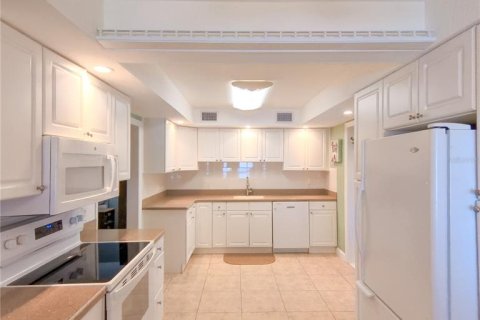 House in Edgewater, Florida 3 bedrooms, 136.19 sq.m. № 1899069 - photo 8