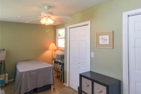 House in Edgewater, Florida 3 bedrooms, 136.19 sq.m. № 1899069 - photo 24