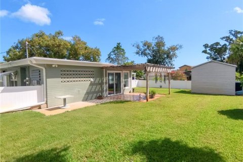 House in Edgewater, Florida 3 bedrooms, 136.19 sq.m. № 1899069 - photo 4