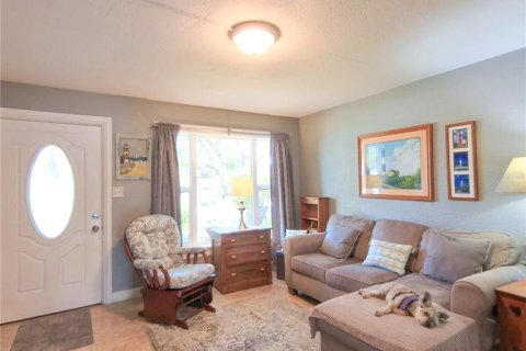 House in Edgewater, Florida 3 bedrooms, 136.19 sq.m. № 1899069 - photo 11