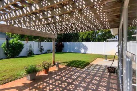 House in Edgewater, Florida 3 bedrooms, 136.19 sq.m. № 1899069 - photo 7
