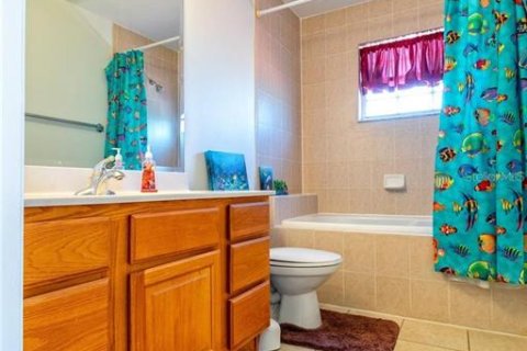 Снять в аренду виллу или дом в Дэвенпорт, Флорида 13 комнат, 226.5м2, № 2109357 - фото 27