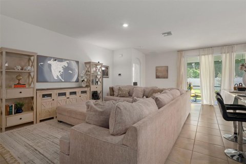 Casa en venta en Zephyrhills, Florida, 3 dormitorios, 173.17 m2 № 1901310 - foto 13