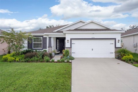 Casa en venta en Zephyrhills, Florida, 3 dormitorios, 173.17 m2 № 1901310 - foto 1