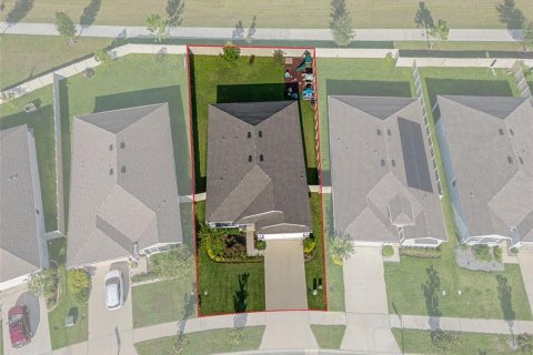 Casa en venta en Zephyrhills, Florida, 3 dormitorios, 173.17 m2 № 1901310 - foto 2
