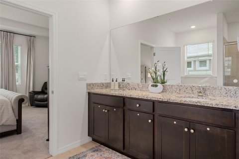 Casa en venta en Zephyrhills, Florida, 3 dormitorios, 173.17 m2 № 1901310 - foto 30